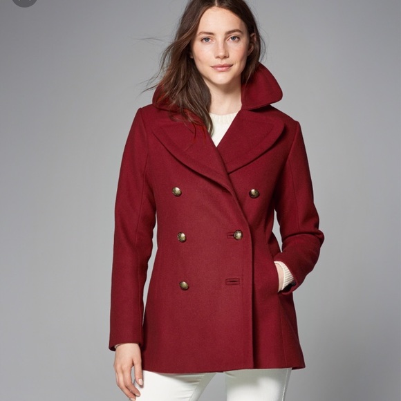 Abercrombie & Fitch Jackets & Blazers - Abercrombie & Fitch deep red pea coat